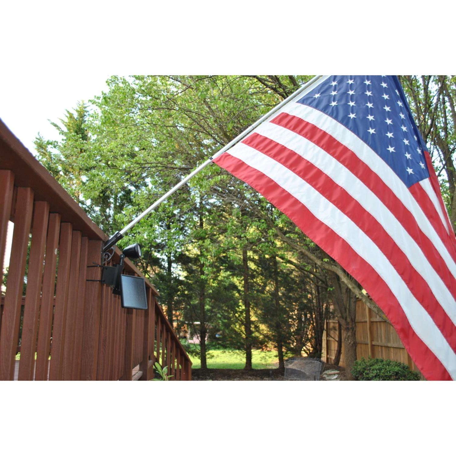 Maxsa Solar Powered 4 W LED Flag Light 1 Pk 4 Maxsa Solar Powered 4 W LED Flag Light 1 Pk - Image 2