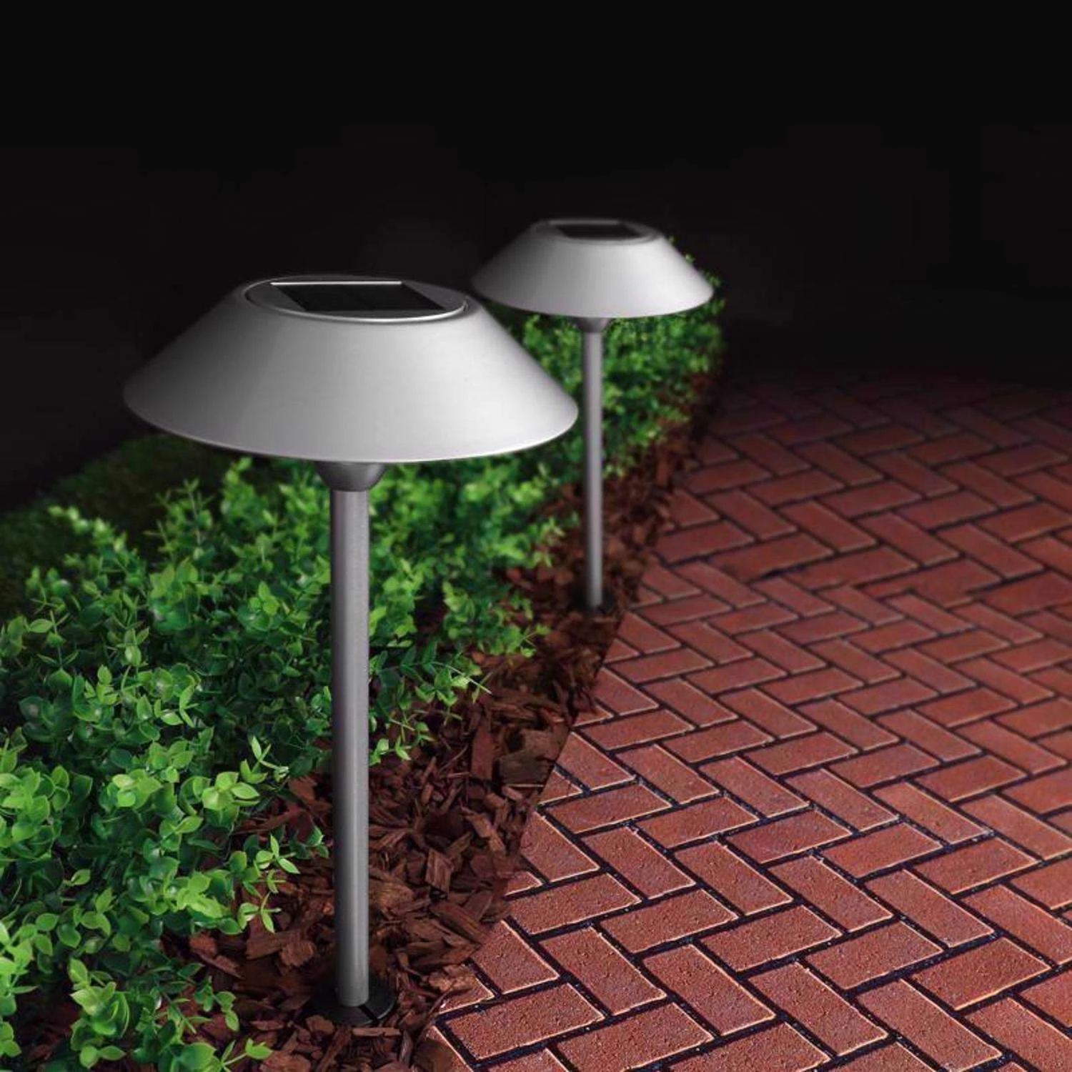 Feit OneSync Brushed Nickel Solar Powered 40 W LED Pathway Light 1 Pk 6 Feit OneSync Brushed Nickel Solar Powered 40 W LED Pathway Light 1 Pk - Image 4